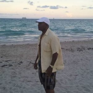 Meet your Posher, Robert